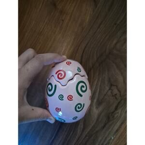 Easter Egg Candle One Wick Cracked Egg Spiral Pink Green Red Design Scented S18